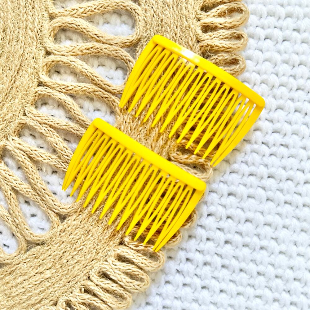 Goody Vintage Bright Yellow 6B 1 Pair Set 2 Plastic Side Hair Comb Barrettes USA